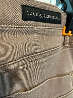 Rock & Republic Kashmiere Women’s 8M Taupe Brown Distressed Skinny Jeans Raw Hem